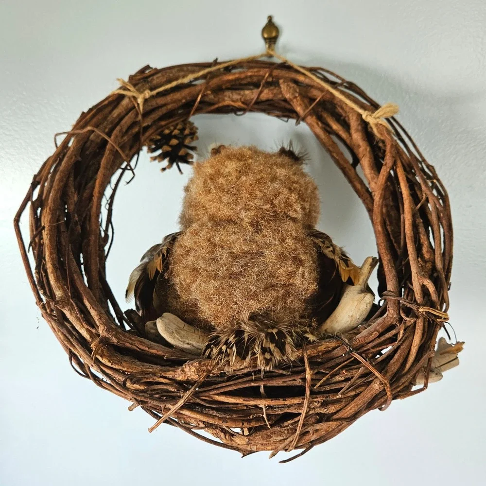 Vtg 80s Rustic Grapevine Wreath Fuzzy Owl Feathers Driftwood and Pinecones Decor